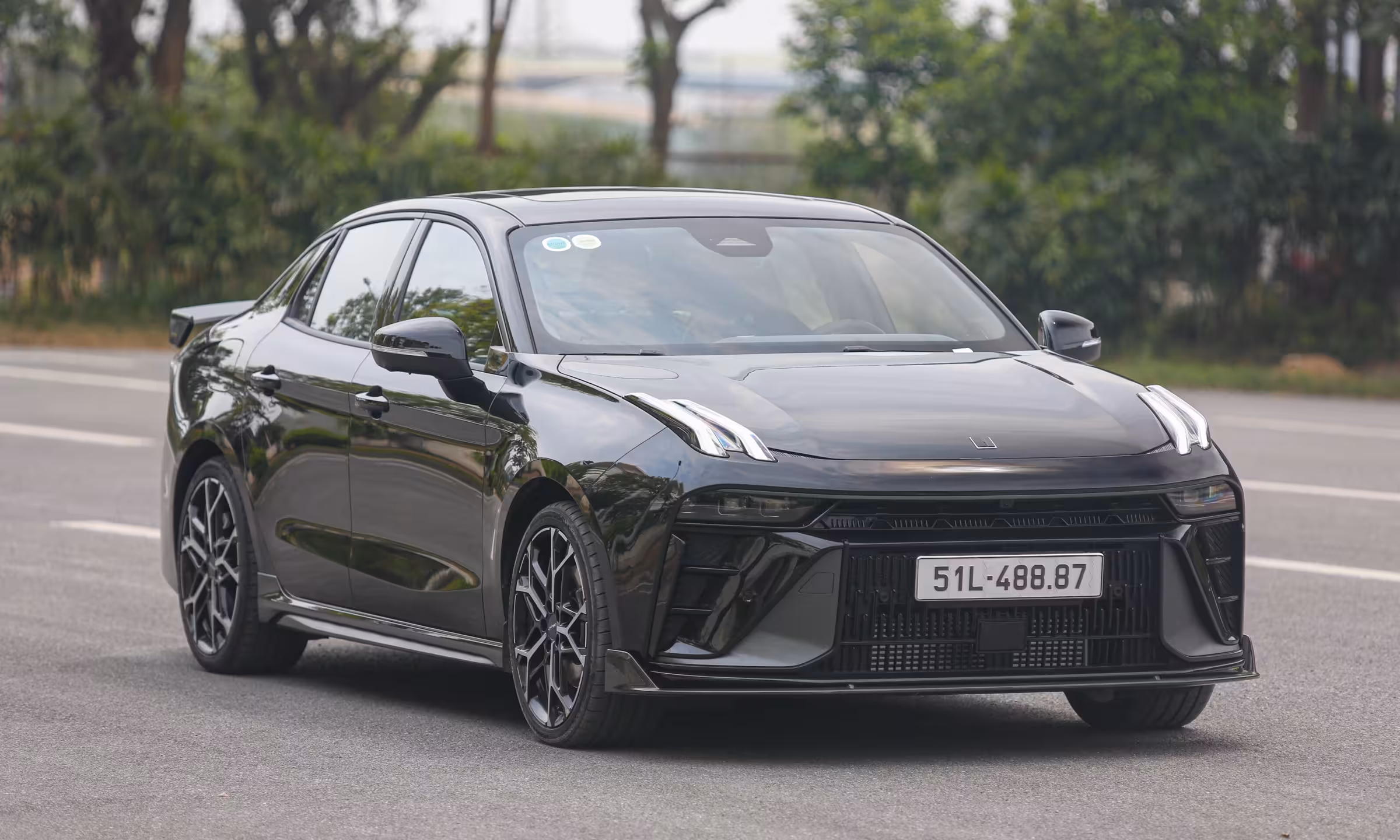 LynkCo 03 +